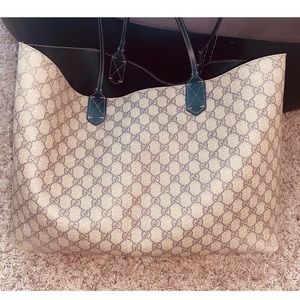 COPY - REVERSIBLE GUCCI TOTE